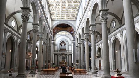 Die basilika san lorenzo mit seinen berühmten architekten michelangelo und filippo brunelleschi, geweiht 393, gehört zu den ältesten erhaltenen sakralbauten der stadt und steht im zentrum. Visit San Lorenzo Basilica in Florence for Renaissance Art