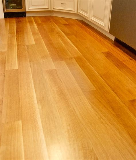 Rift And Quarter Sawn Oak Flooring