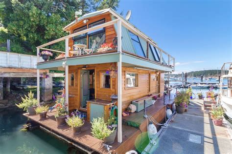 This Gorgeous Tiny House Floats On Water And Were Totally On Board