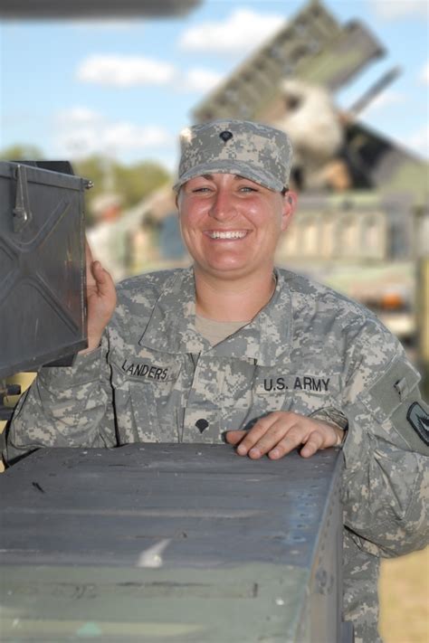 Florida National Guard Female Soldiers Make History As Avenger