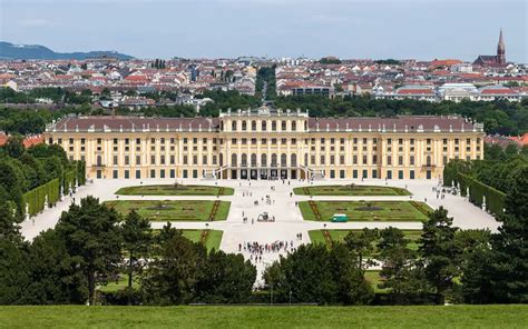 Schonbrunn Palace Useful Information About The Castle In Vienna Joys
