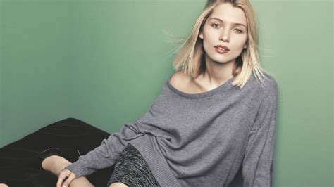 Wallpaper Hana Jirickova Top Fashion Models 2015 Model Blonde Green