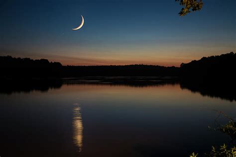 Crescent Moon Set At Lake Chesdin Photograph By Jemmy Archer