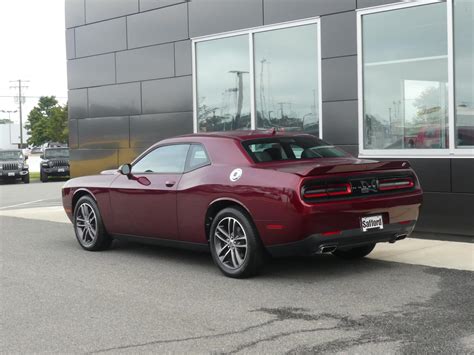 Pre Owned 2019 Dodge Challenger Sxt Awd 2dr Car In Springfield X2667b