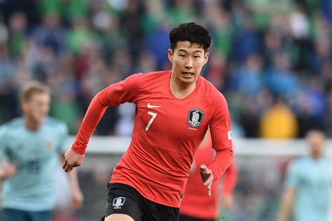 Zobacz wybrane przez nas produkty dla hasła „heung min son: Tottenham star Heung-min Son headlines South Korea's World ...