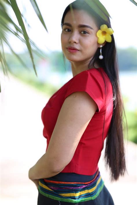 Download apps and start expanding your horizons. Ma Aye Taung in red color Myanmar dress - Burmese Actress ...