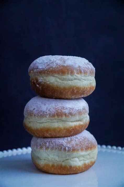 Bavarian Vs Boston Cream Donuts Sweet Difference All The Differences