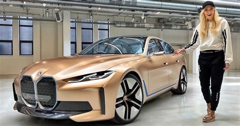 Supercar Blondie Checks Out All New Bmw I4 Wundercar Hotcars