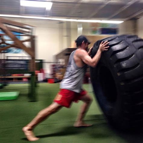 Strongman Workout 5 Steps To Flipping A Tractor Tire In