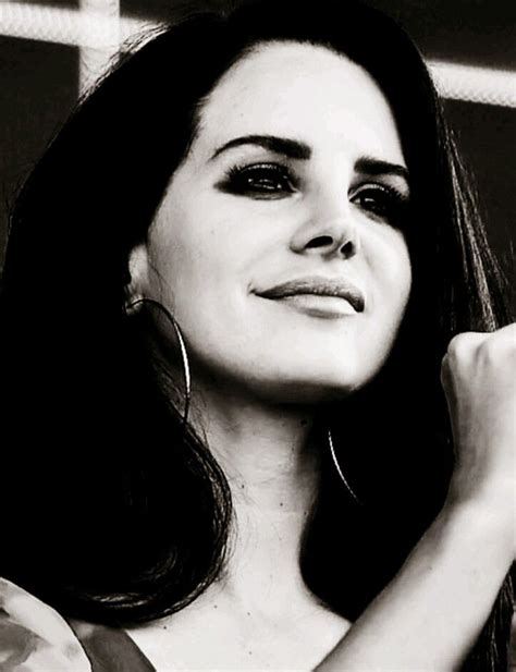 Lana Del Rey At Glastonbury Festival 2014 Ldr Elizabeth Grant Queen