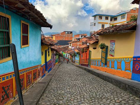 Calle Del Recuerdo Guatapé Colombia