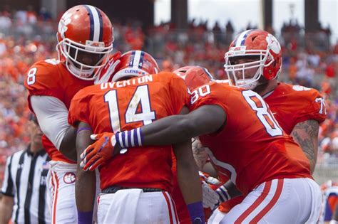 Clemson Scores Touchdown On Worst Play Youve Ever Seen