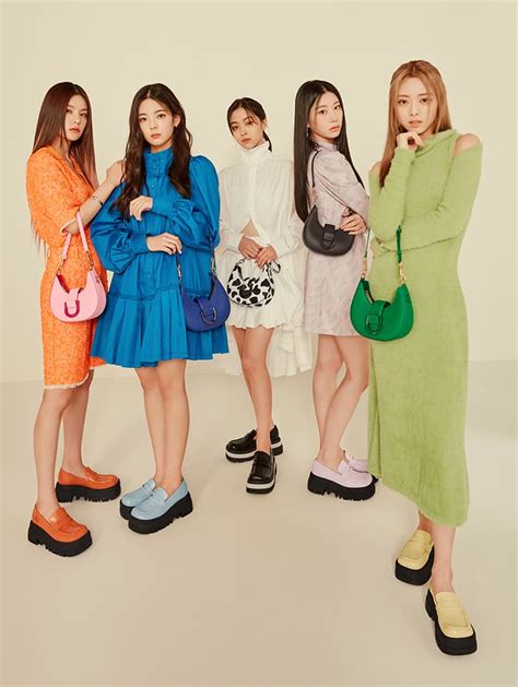 Itzy X Charles And Keith Collection Winter 2022
