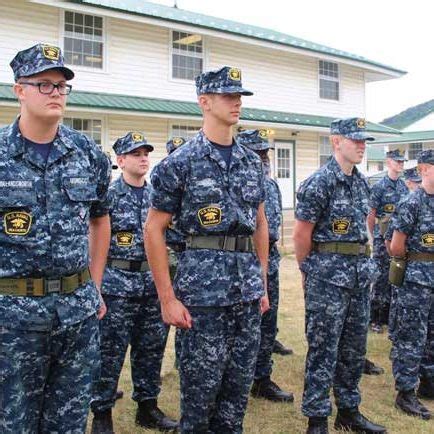 Hand signals vietnam vets navy seals leadership learning words military inspiration biblical inspiration. Sea Cadets - LT Michael P. Murphy Navy SEAL Museum