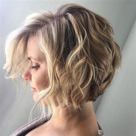 Short Angled Bob Wavy Hair Beach Waves Haircuts For Curly Hair