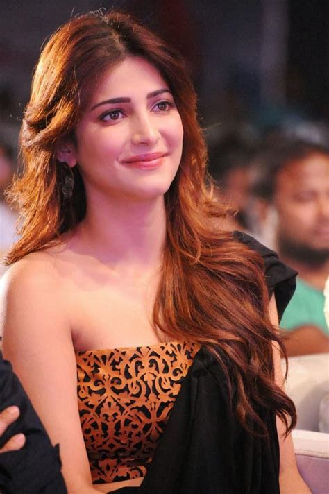 shruti hassan hd wallpapers top free shruti hassan hd backgrounds wallpaperaccess