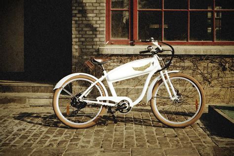 Ariel Rider Retro-style Electric Bicycle - Shouts