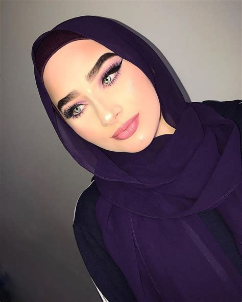 Pin By Aara On Hijab Arabian Beauty Women Middle Eastern Makeup Arabian Beauty