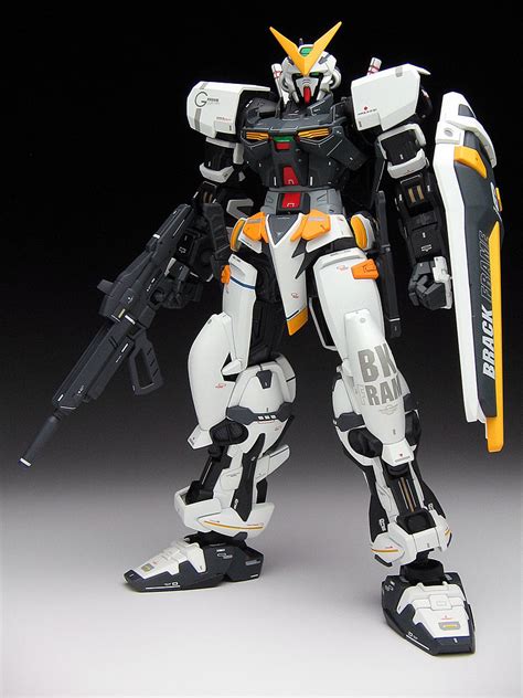 Painted Build 1100 Real Type Gundam Astray Black Frame