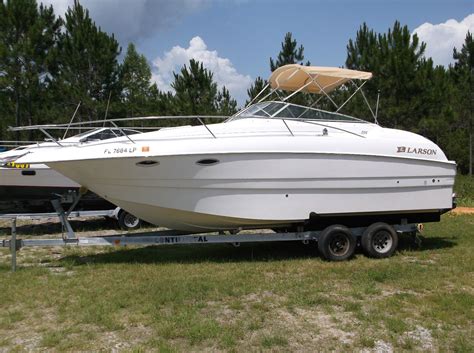 Buy a boat, sell or list your boat for rent or sale, find berths, and more. Larson 254 CABRIO MID CABIN boat for sale from USA