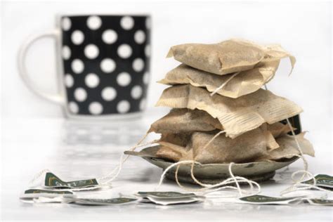 Surprisingly Useful Reasons To Reuse Your Old Tea Bags Sohawellness
