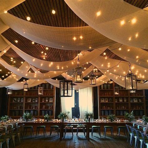 From rustic wedding ideas like mixing pallet boards with twinkling lights to vintage wedding decor that gives off a more romantic vibe, we've got you table decorations don't have to break the bank! IDEAS FOR WEDDING RECEPTION DECORATING WITH LIGHTS