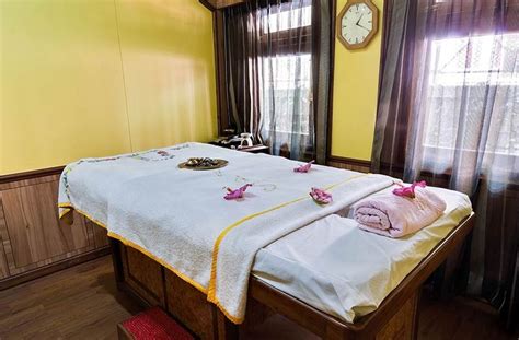 Mayfair Darjeeling Hotel Bookings At Best Price In Bhubaneswar Id 7400750212