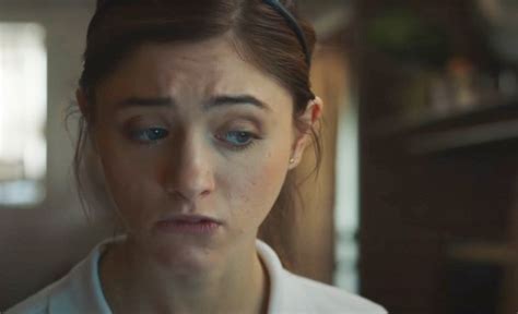 Stranger Things Natalia Dyer Discovers Masturbation In New Trailer For Comedy Yes God Yes