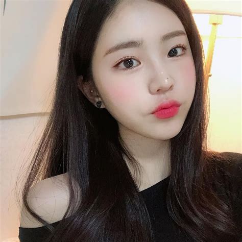 나는 대체 무슨톤인가 Ulzzang Girl Selca Fresh Makeup Rubellite Korean Makeup Best Face Products
