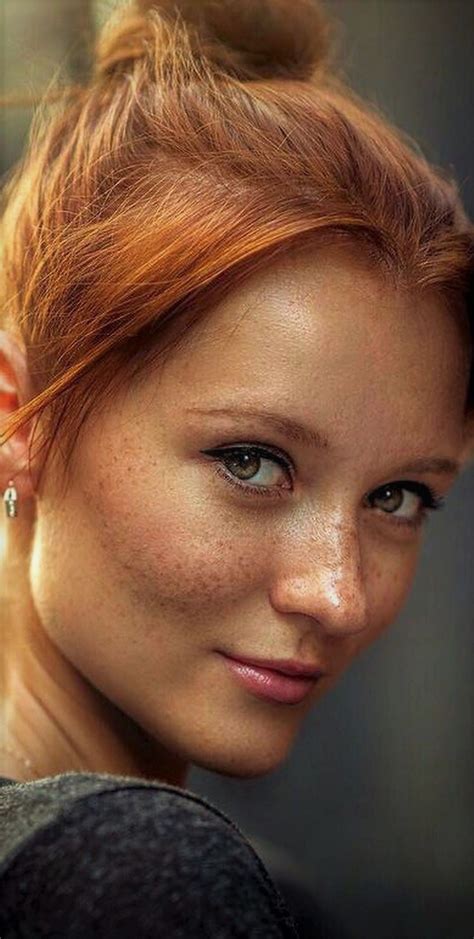 natalya rudakova ~ amazing face ~ gorgeous redhead red hair freckles red haired beauty girls