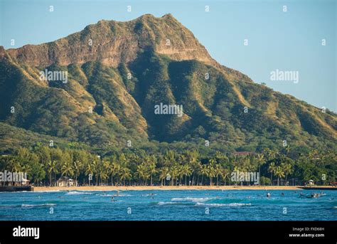 Usa Hawaii Oahu Honolulu Waikiki Diamond Head Stock Photo Alamy