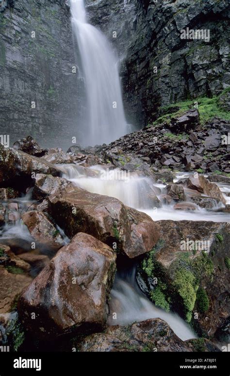Schwedens Höchster Wasserfall Fotos Und Bildmaterial In Hoher Auflösung Alamy