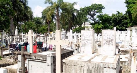 Moradores De Baitoa Santiago Llaman A Movilización Por Cementerio