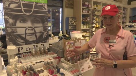 Sport Makeup Gives Tribute To The Rockford Peaches Youtube