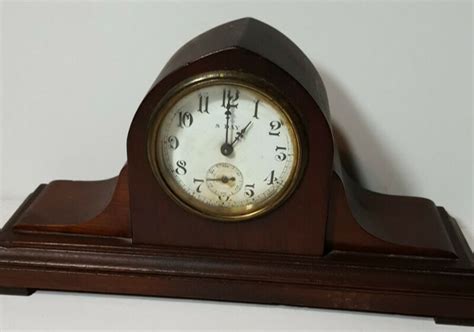 Small Vintage Antique Sessions 8 Day Mantle Clock Non Working