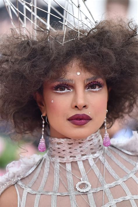 Priyanka Chopras Hair And Makeup At The 2019 Met Gala Best Met Gala