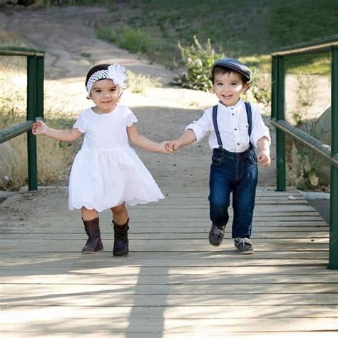 Pin By Maria Lepistö On Multiples Twins Boy And Girl Photography