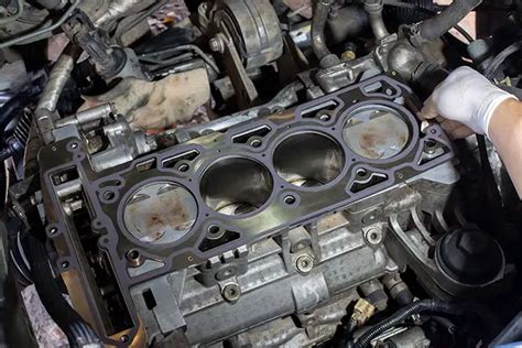 5 Cracked Engine Block Symptoms And Repair Costs 2022 Guide