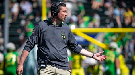 Oregon Football Everything Dan Lanning Said After The Ducks Spring