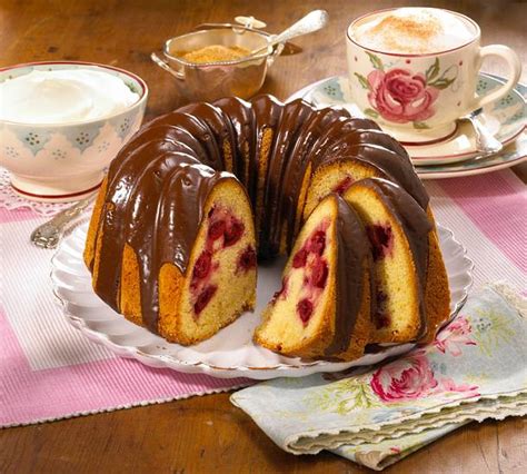 Dieser drip cake mit schokoguss mit beeren ist einfach die perfekte geburtstagstorte. Kirsch-Napfkuchen mit Schokoglasur (Diabetiker) Rezept ...