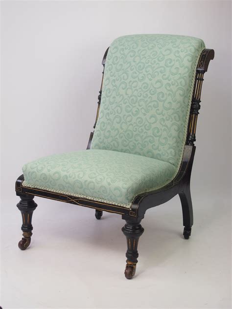 Uk attention to service and detail has made us an industry leader. Small Antique Aesthetic Movement Dressing Table Chair