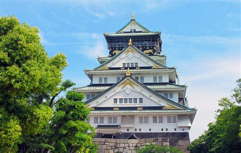 Osaka castle is one of the most beautiful and famous the story behind osaka castle. 10 amazing things to do in Osaka - Annees de pelerinage