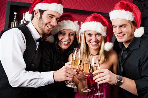 Santas Sober Helper Tips To Avoid Party Drinking This Holiday Season
