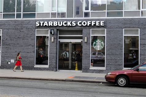 Starbucks Goes Part Bar For Second Williamsburg Foray