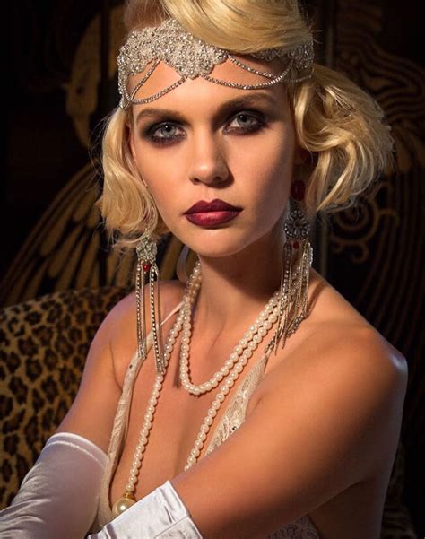 Pin By Blake Alexandra Shipley On B3 Time And Culture Cosmetic Tutorials Gatsby Hair Gatsby