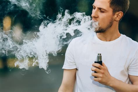 heart and stroke foundation launches campaign against youth vaping rci english