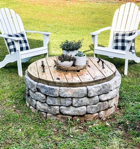 2 Diy Ways To Upcycle A Large Wood Wire Spool