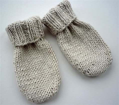Lovefibres Baby Mittens Knitting Pattern