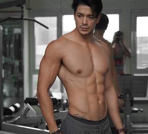 Pin On Pinoy Celebrity Hunks And Models