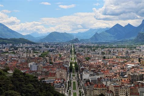 The Third Longest Straight Avenue In Europe In Grenoble France Reurope